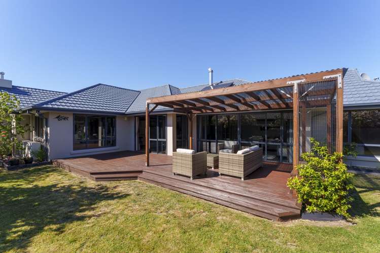 16 Bottle Lake Drive Parklands_25