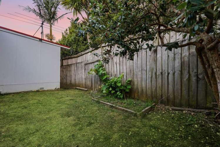 11 Humphrey Kemp Avenue Henderson_25