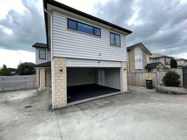 21 Bordeaux Parade Te Atatu South_2