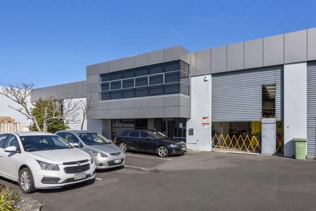 5B Target Court Wairau Valley_1