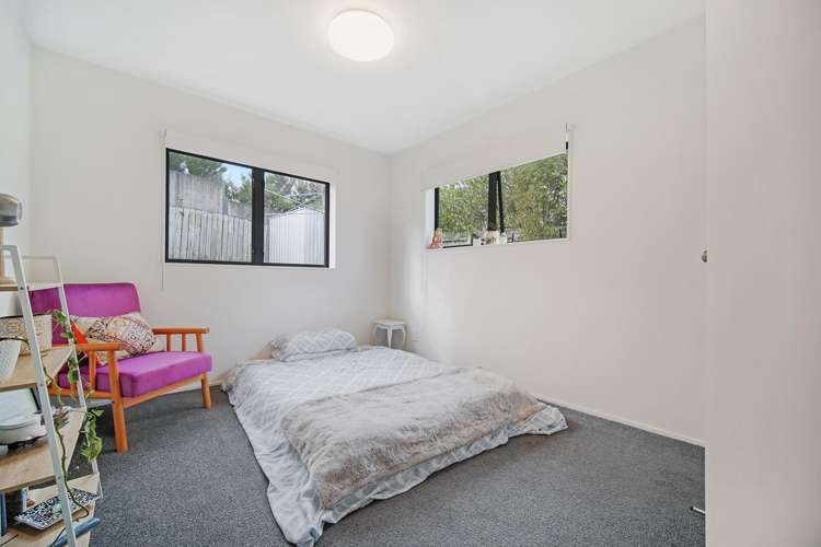 12 Ginders Drive 11410_14