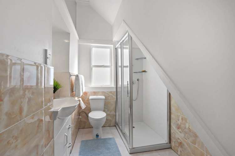 3175 Great North Road New Lynn_15