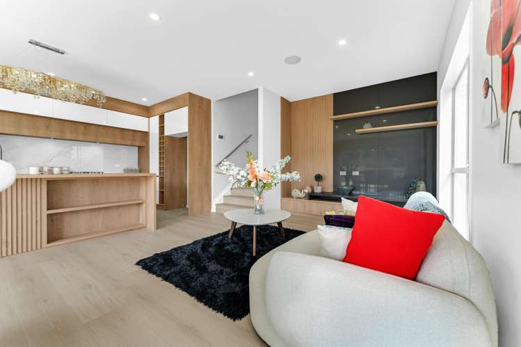 32 Castlebane Drive Flat Bush_7