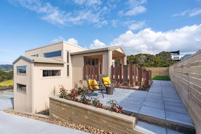 5 Blue Moon Rise Langs Beach_3