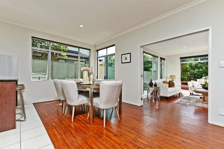 64 Medallion Drive Oteha_21