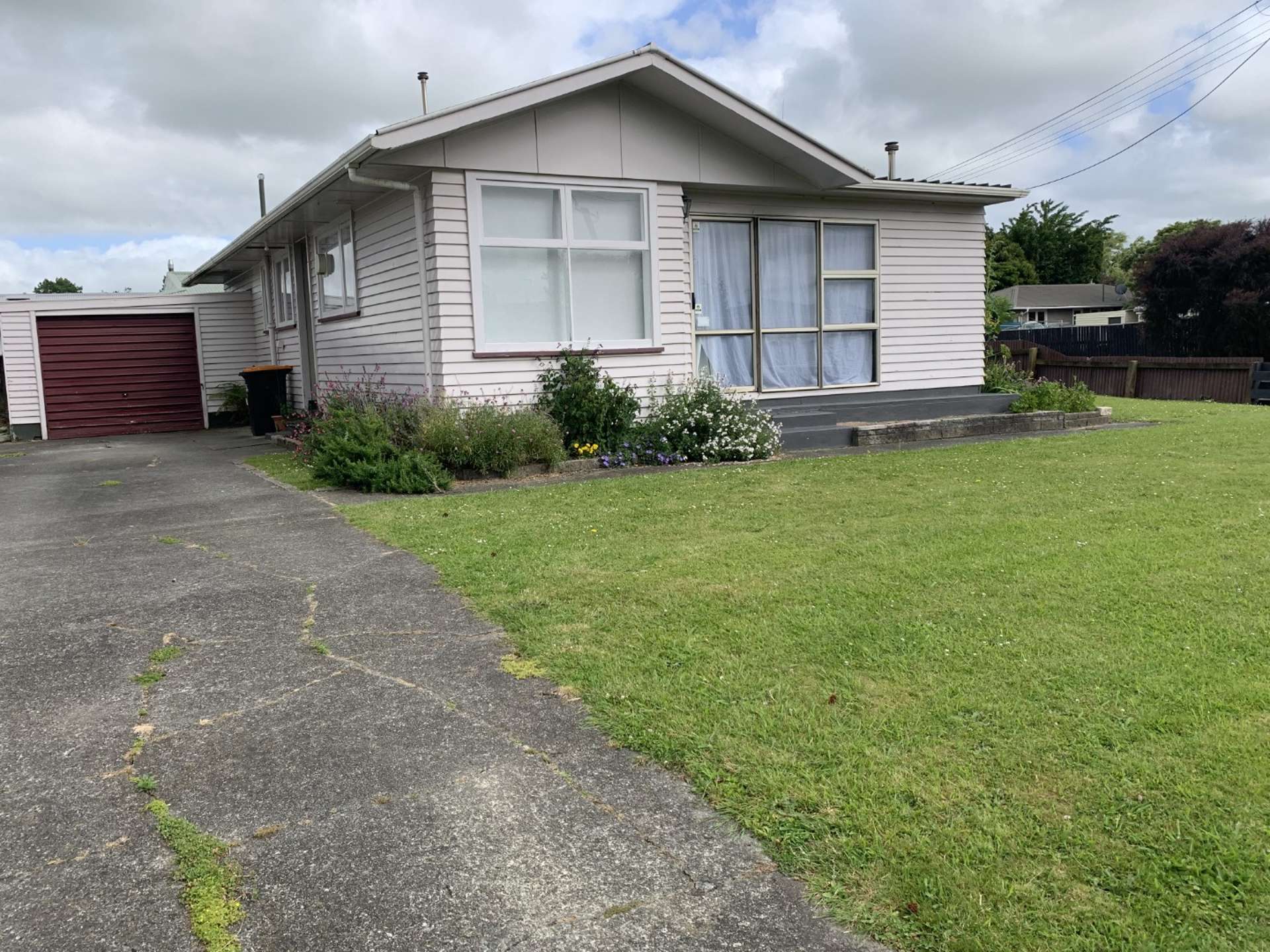 1 Firth Place Awapuni Palmerston North City Houses for Sale One