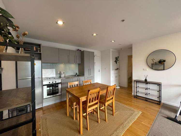 425/57 Mahuhu Crescent Auckland Central_3