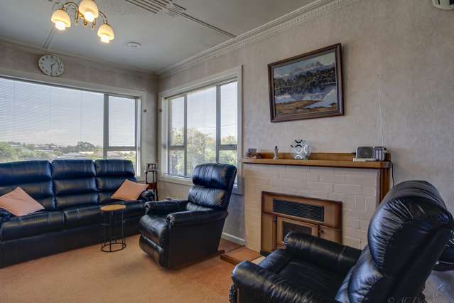 9 Luxmoore Road Waimataitai_4