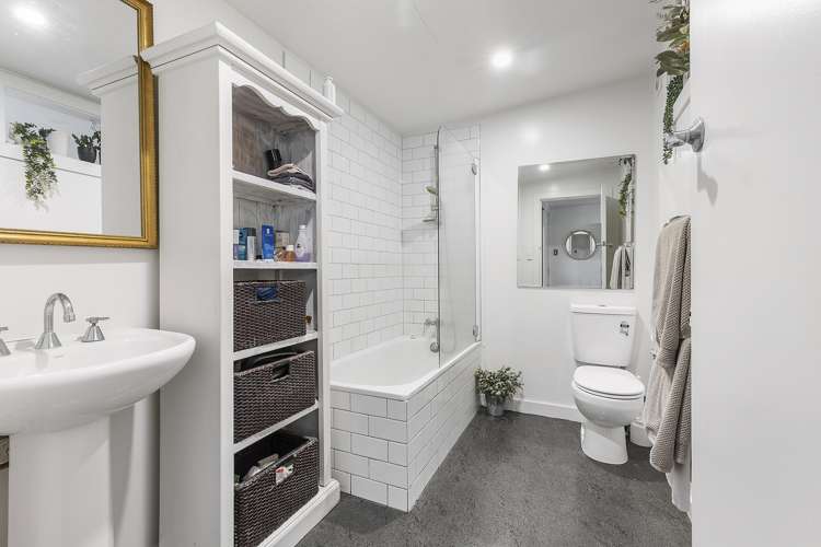 9 Baden Road Hataitai_11