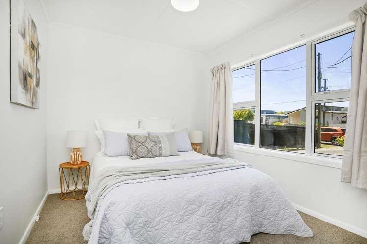 87 Wellington Road Wainuiomata_10