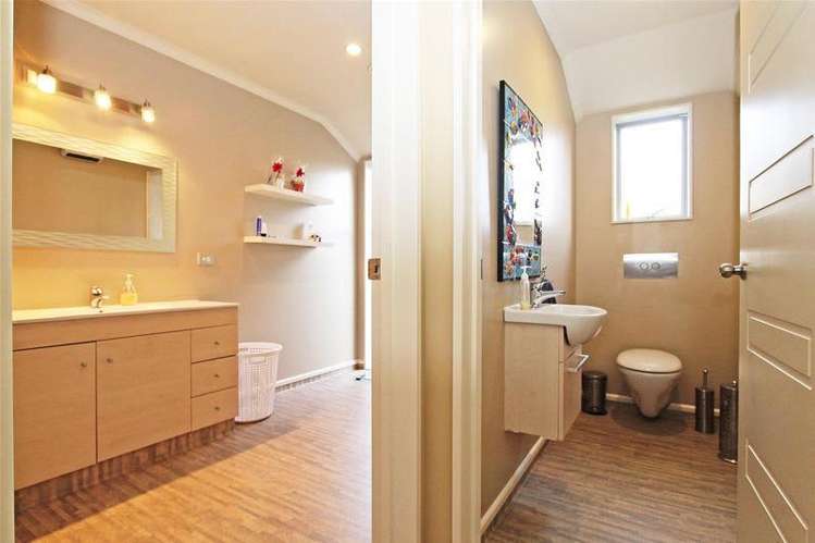 61 Covent Drive Stoke_8