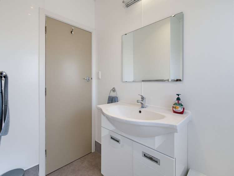 37 Hooper Avenue Pukekohe_17