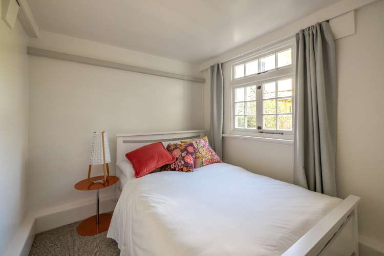 4/23 The Strand Onetangi_11