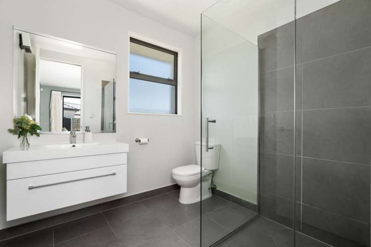 43 Vernon Drive Lincoln_17