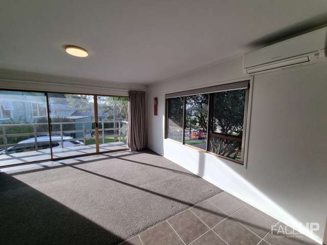 1/6 Kathleen Street Totara Vale_3