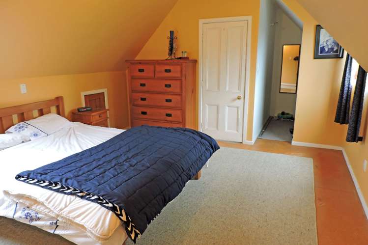 33 Kaihihi Road Okato_11