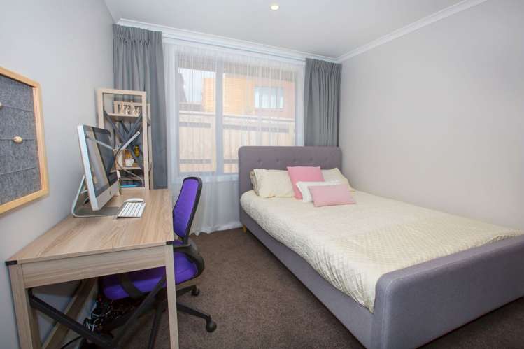 5 Margaret Shields Avenue Aotea_17