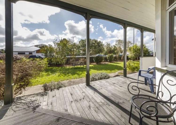 1 Ngaio Street West End_10