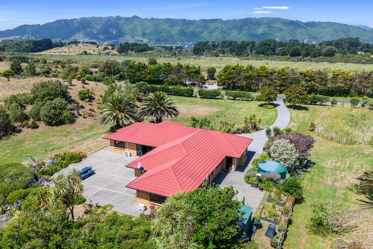 47 Rutherford Drive Waikanae Beach_18
