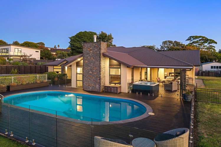 11 Bernora Crescent Bombay_36