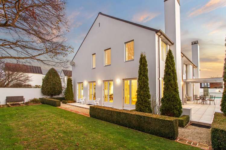 40 Clissold Street Merivale_24