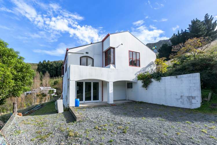 10 Harmans Road Lyttelton_34