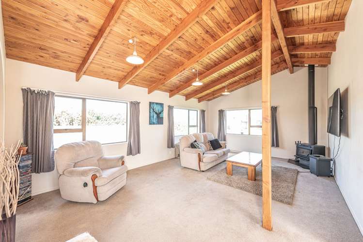 32 Exeter Crescent Springvale_9