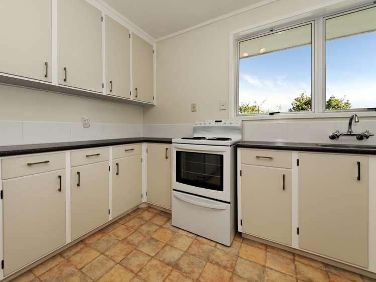 4/2 Routley Drive Glen Eden_5