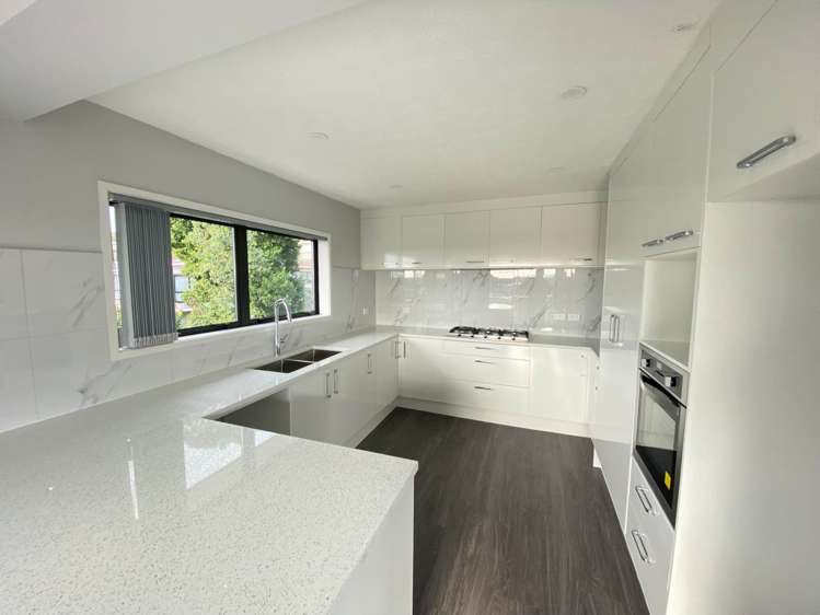 41 Charntay Avenue Clover Park_1