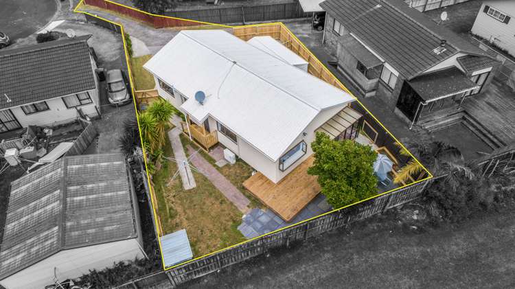 2/21 Southview Place Wattle Downs_12