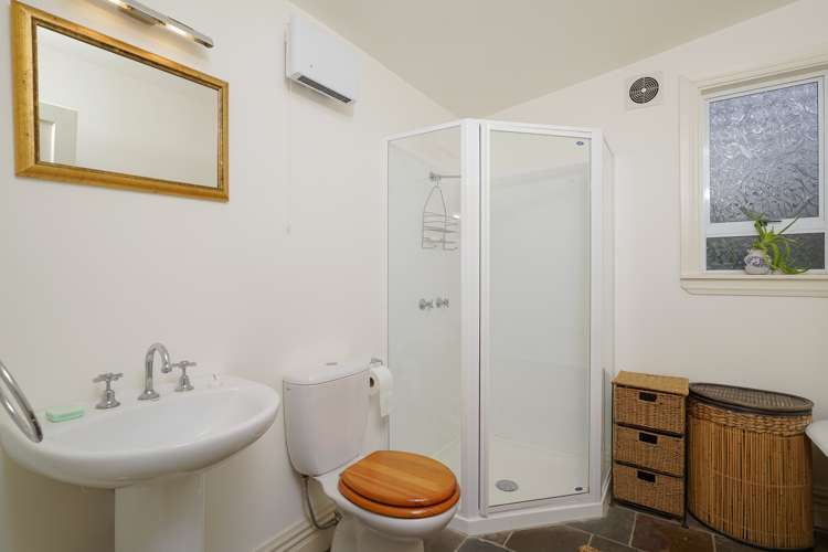 24 Ripon Street Lyttelton_14