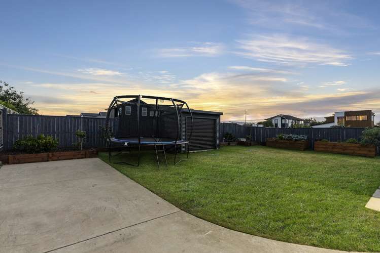 78 Weatherly Drive Beachlands_24