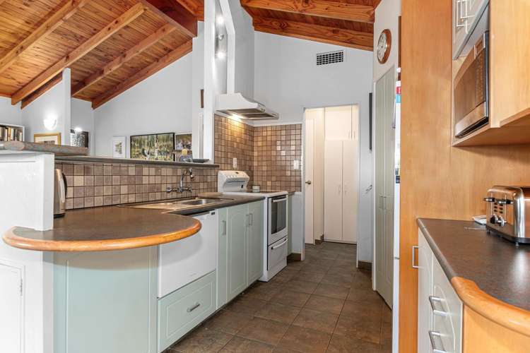 14 Magnolia Avenue Kamo_9