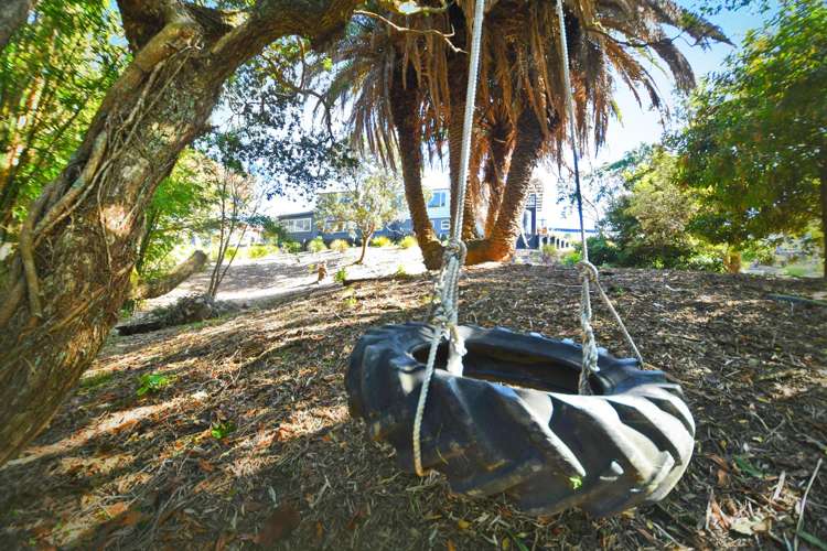 57 Hauraki Road Leigh_24