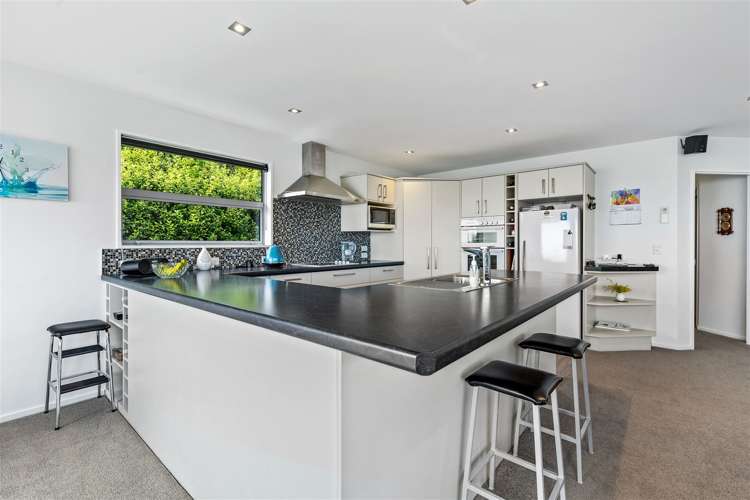 18 Maffeys Road Mount Pleasant_19