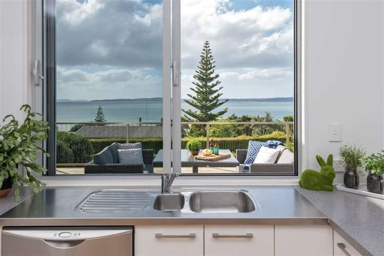 39 Craig Road Maraetai_1