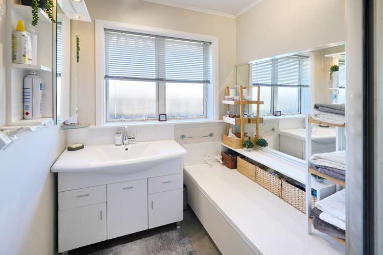 33 Brynley Street Hornby_12