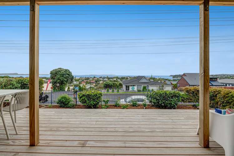 43 Waiora Road Stanmore Bay_9