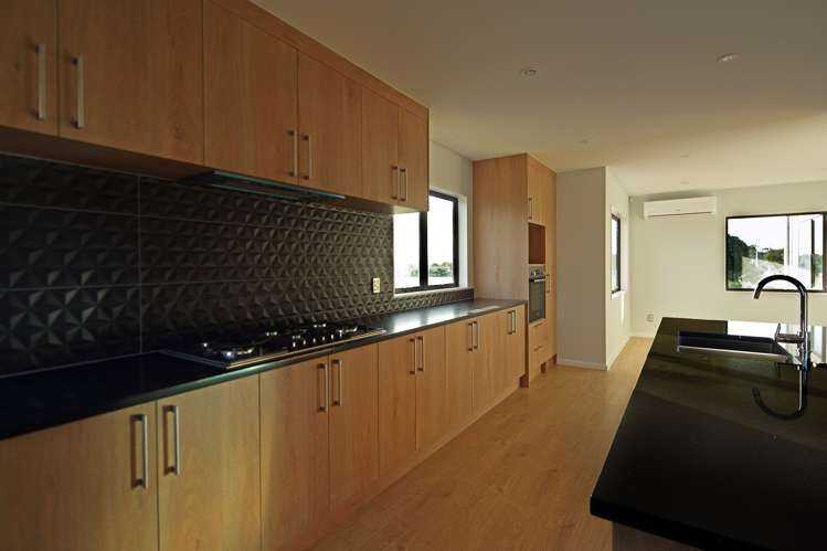 29 Meritage Lane Te Atatu South_1