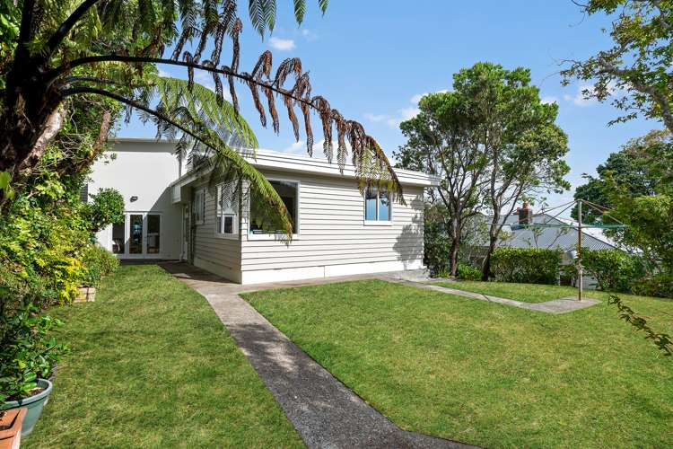 9 Homebush Road Khandallah_23