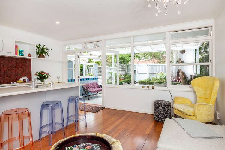 2/1 Saratoga Avenue Herne Bay_7