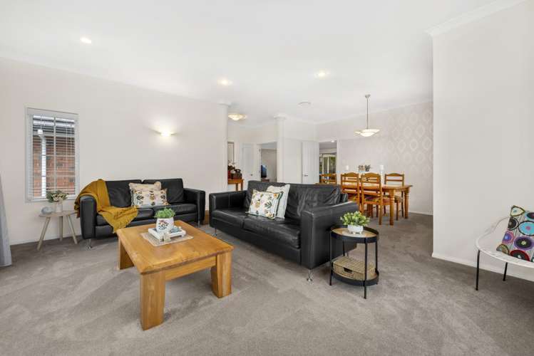 33 John Brooke Crescent East Tamaki Heights_11