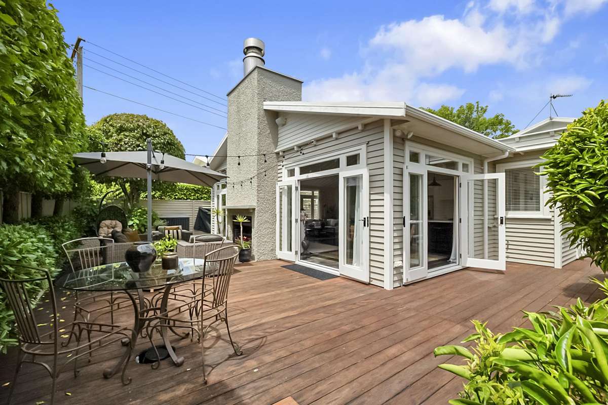 15 Holsworthy Road_2