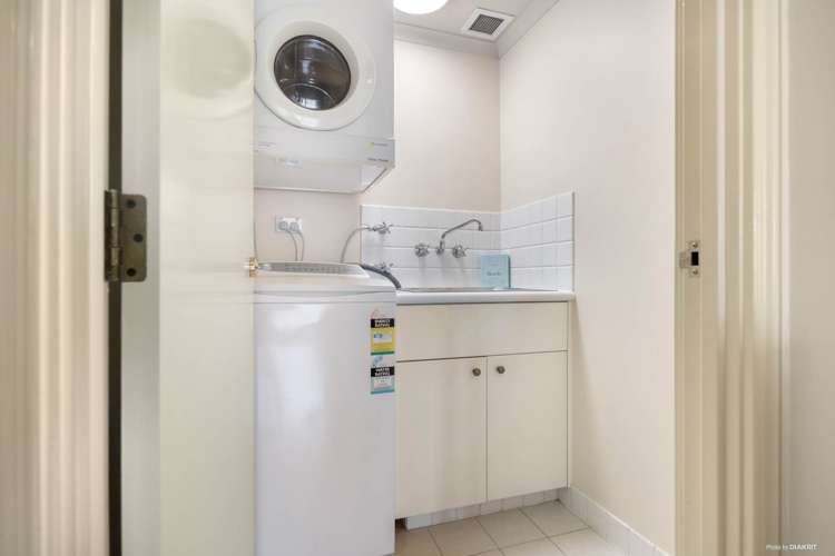 902/8 Albert Street Auckland Central_13