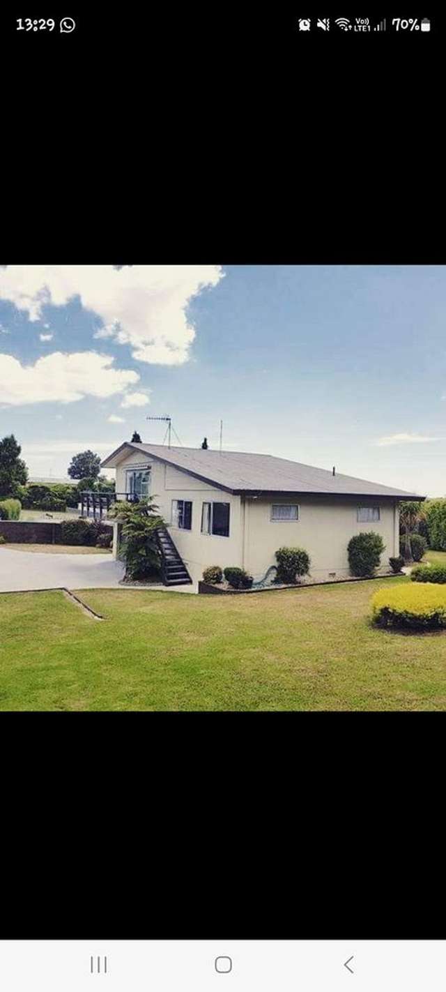 Charming 3BR Home w/ Garden in Te Puke!