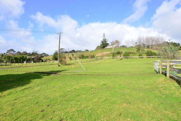 359 Henderson Valley Road Henderson Valley_24