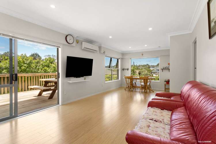 2/4 Noumea Place Mairangi Bay_10