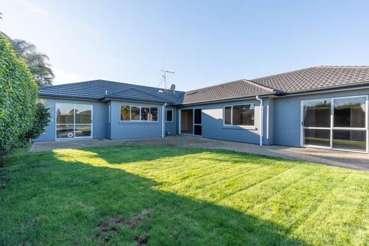 10 Burgundy Court Rototuna_14