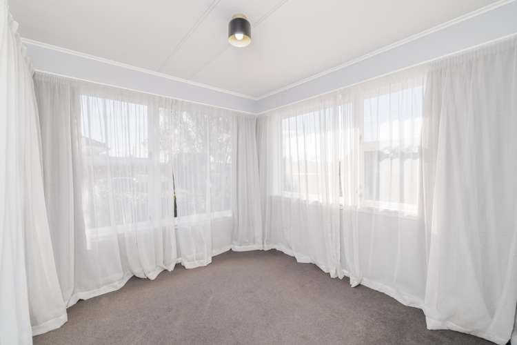 25 Lake Terrace Road Burwood_9