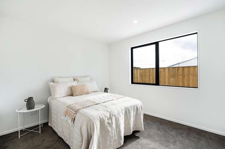 35 Stackwood Avenue Woodend_11